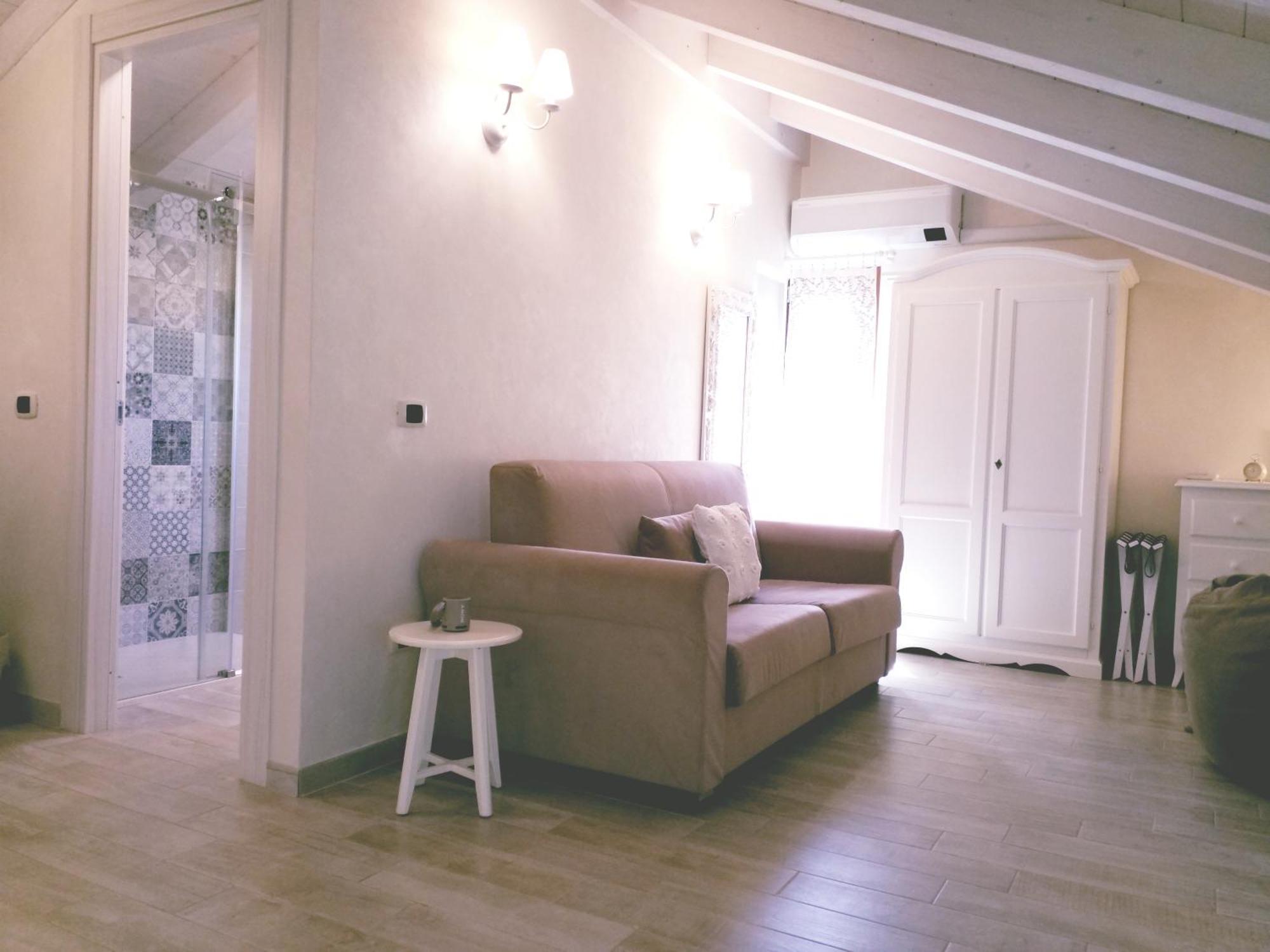 La Vista Del Poggio Bed and Breakfast Castellaro  Εξωτερικό φωτογραφία